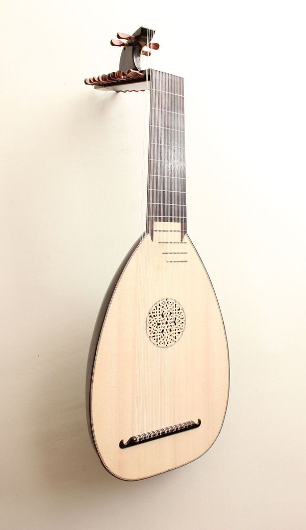 Lavta – Renaissance Laute (Lute) category icon/image