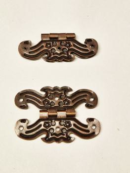 Preview: Antike Schmetterlingsscharnier aus Kupfer