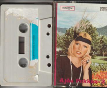 Ajda Pekkan - 2 MC Kasette