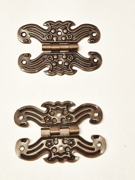 Antike Schmetterlingsscharnier aus Kupfer