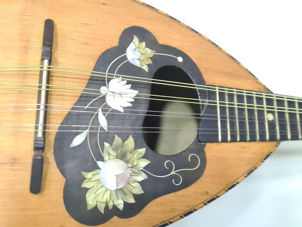 Mandolin