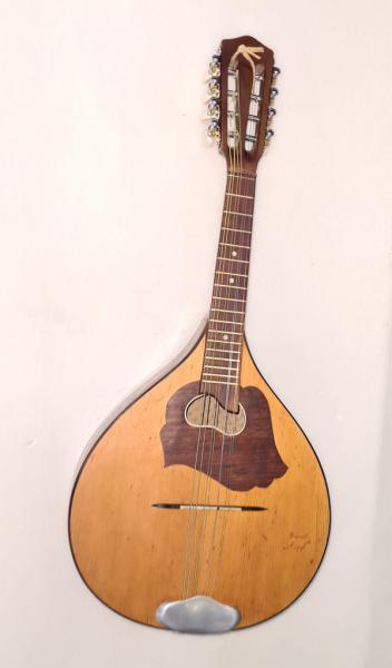 Mandolin